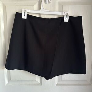 Zara Women's Black Skort